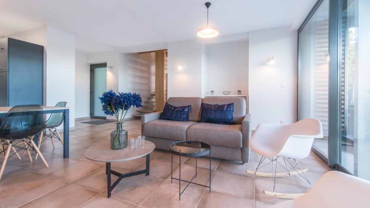 Plein Soleil Avec Jacuzzi Privatif Et Parking Prive Apartment Sarlat-la-Caneda Bagian luar foto