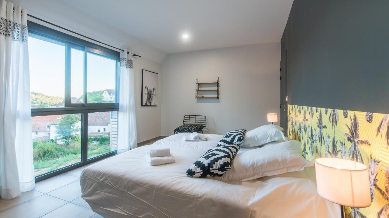 Plein Soleil Avec Jacuzzi Privatif Et Parking Prive Apartment Sarlat-la-Caneda Bagian luar foto