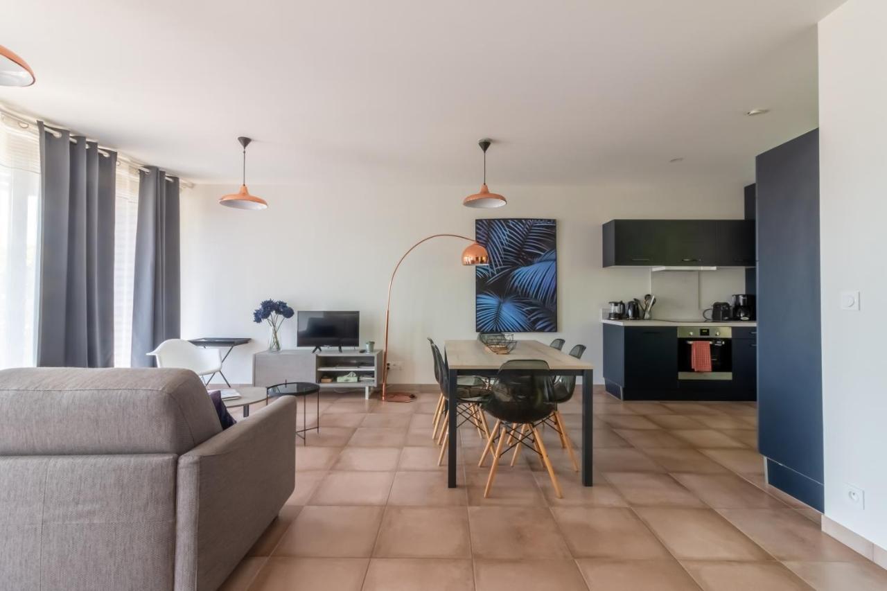Plein Soleil Avec Jacuzzi Privatif Et Parking Prive Apartment Sarlat-la-Caneda Bagian luar foto